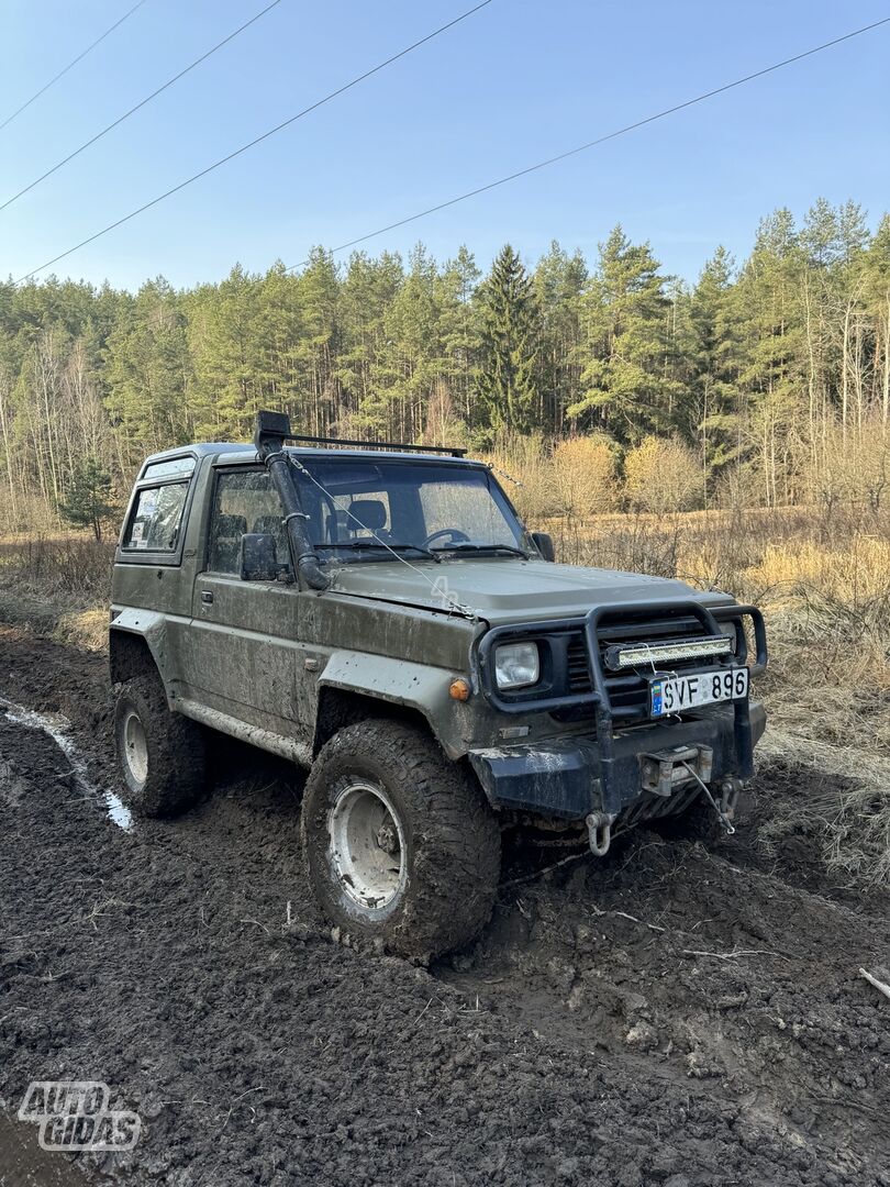 Daihatsu Rocky 1989 y Off-road / Crossover