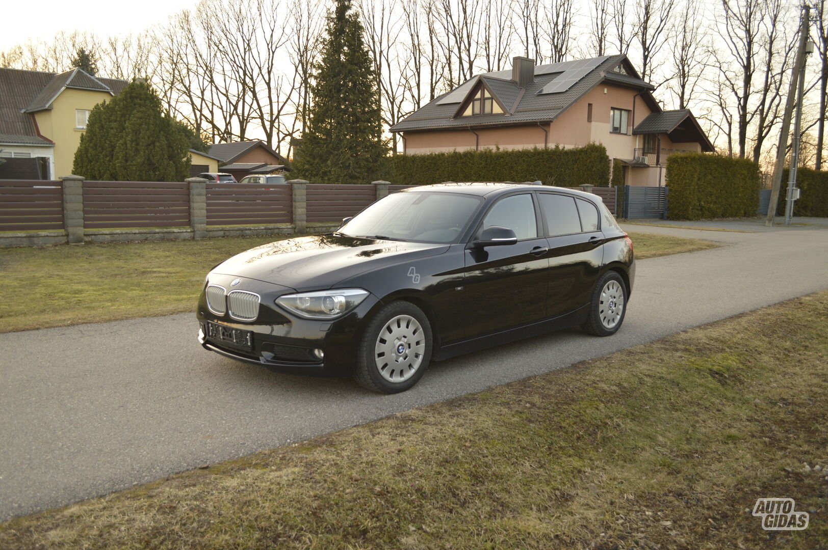 Bmw 116 2012 г Хэтчбек