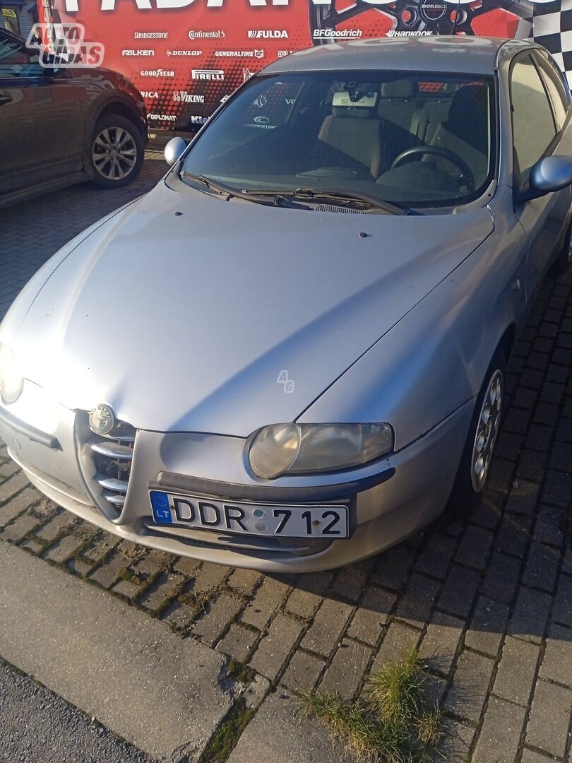 Alfa Romeo 147 2001 m Hečbekas