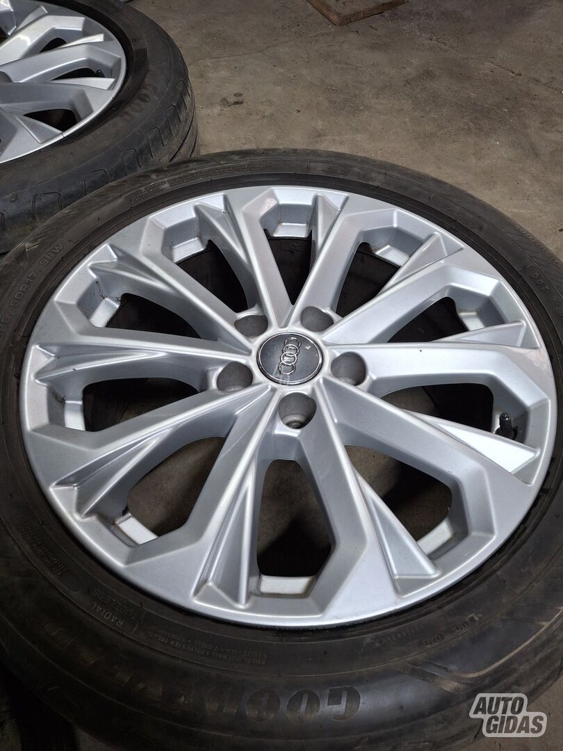 Audi A4 light alloy R17 rims