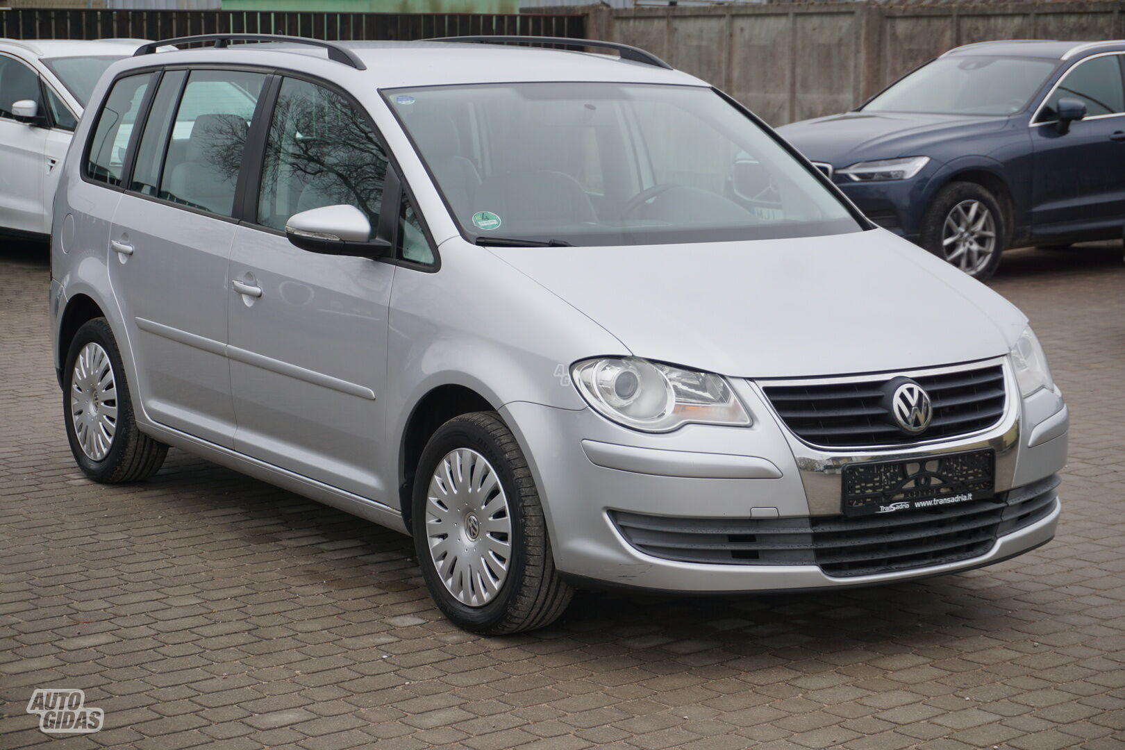 Volkswagen Touran FSI 2010 г