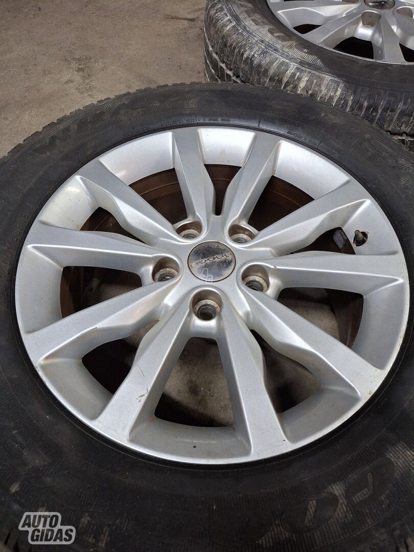 Dodge Durango light alloy R18 rims