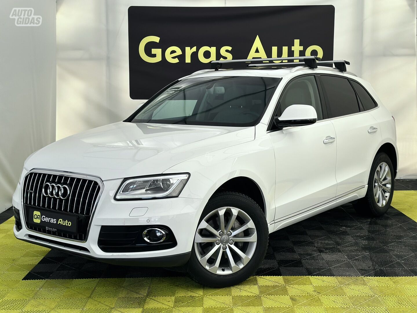 Audi Q5 2015 y Off-road / Crossover