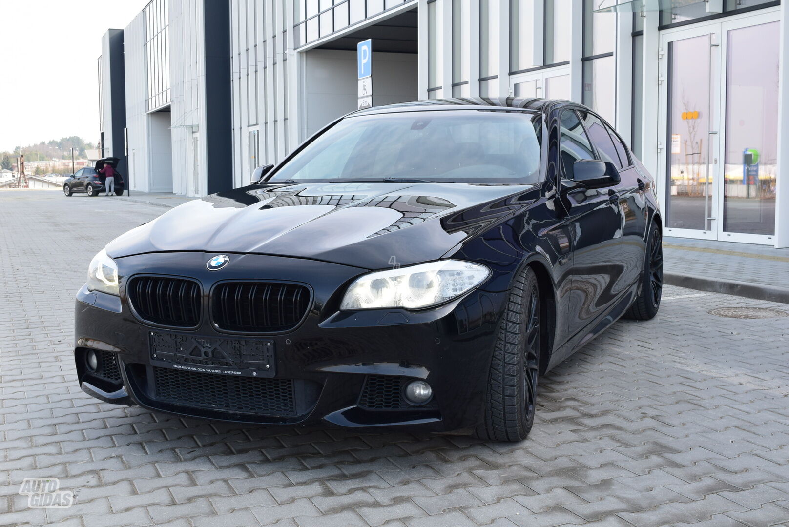 Bmw 520 2012 y Sedan