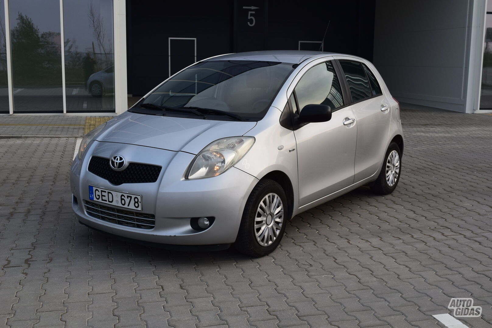 Toyota Yaris D-4D 2006 y