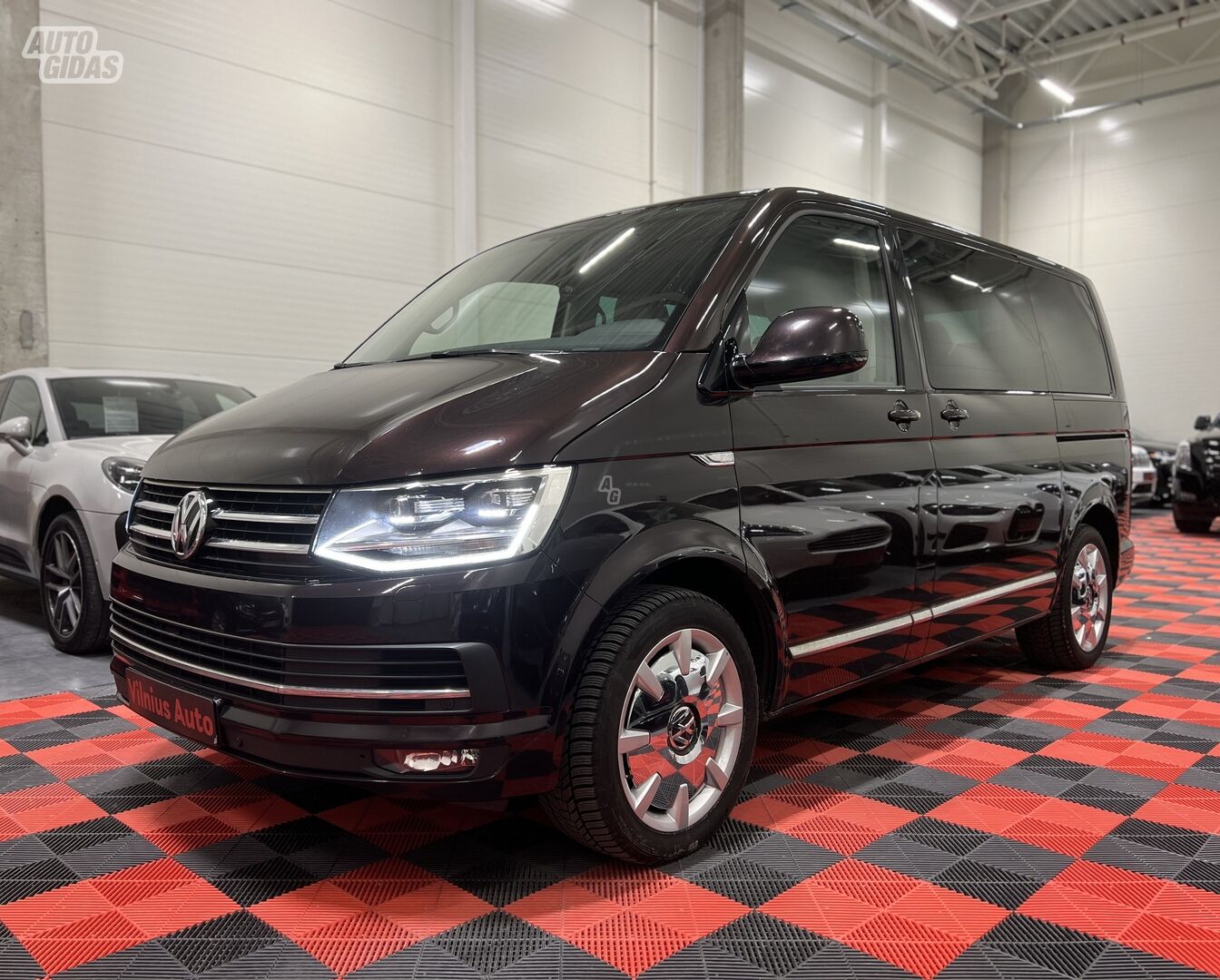 Volkswagen Multivan 2016 y Van