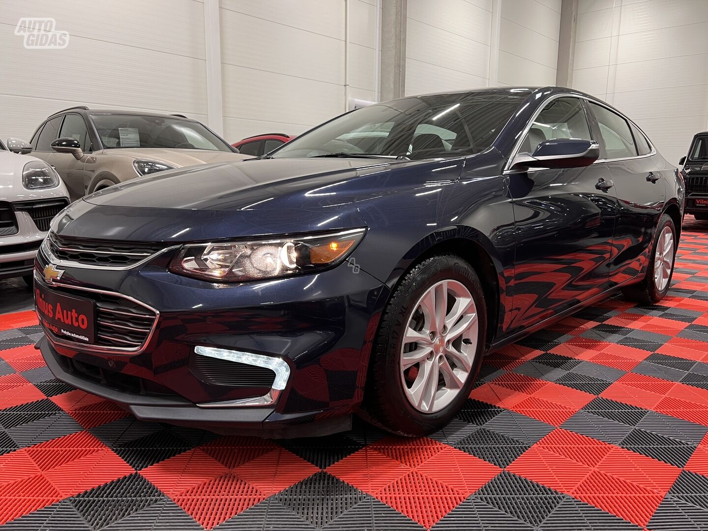 Chevrolet Malibu 2018 y Sedan