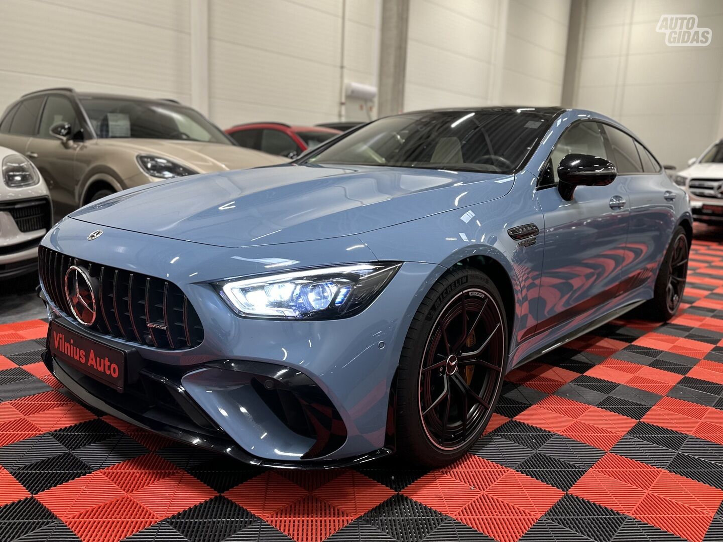 Mercedes-Benz AMG GT S 2023 y Sedan