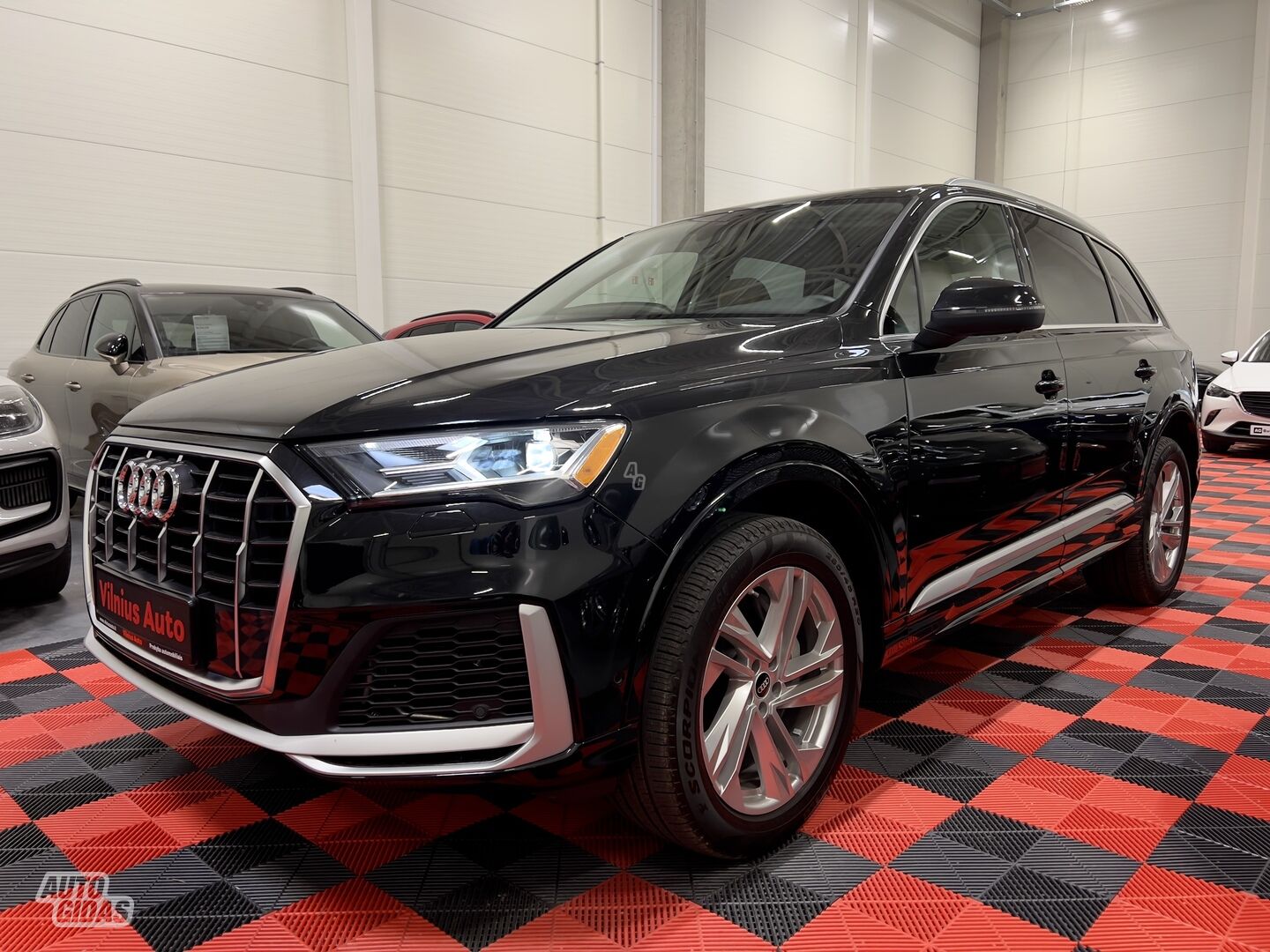 Audi Q7 2022 y Off-road / Crossover