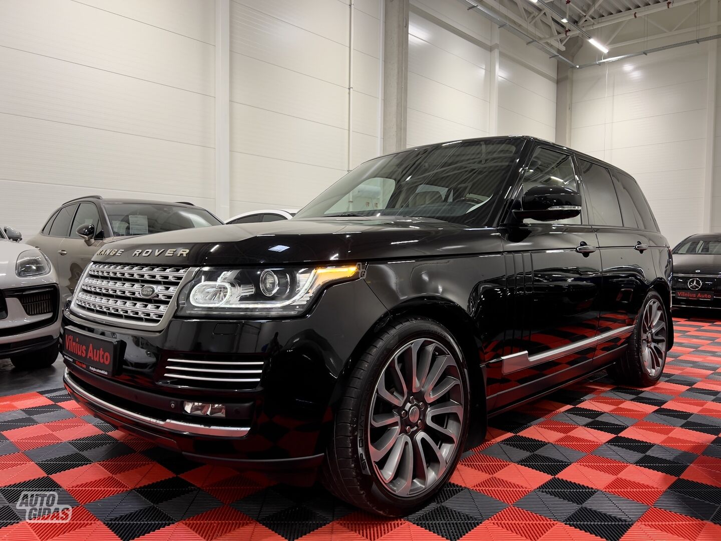 Land Rover Range Rover 2013 г Внедорожник / Кроссовер