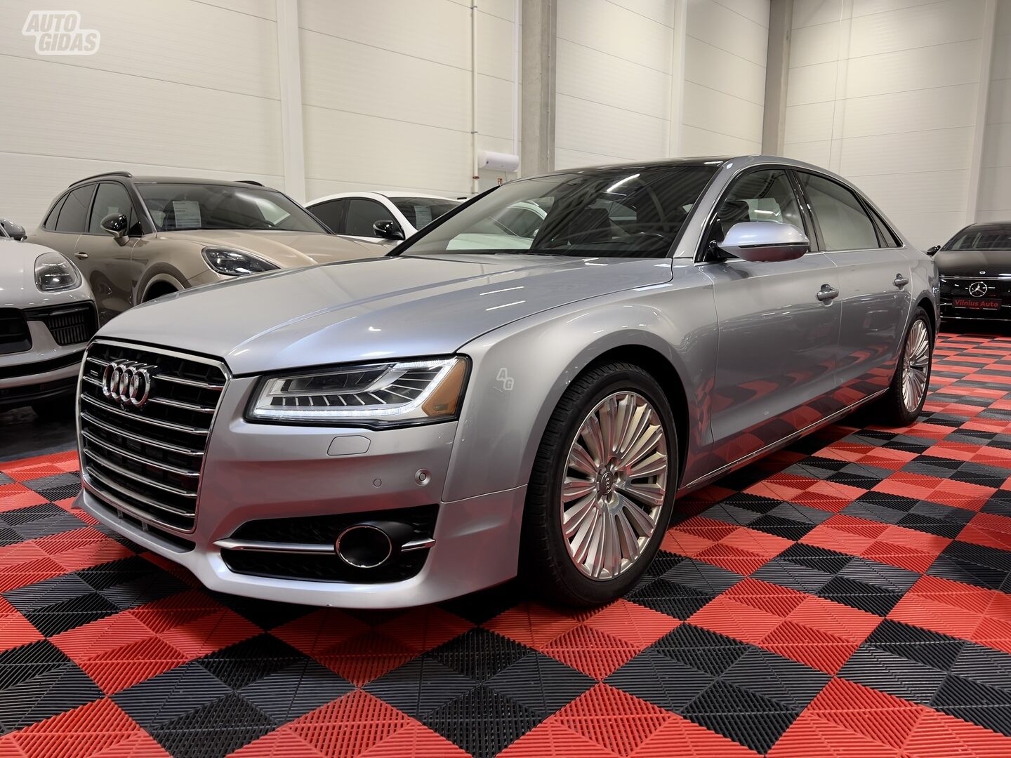 Audi A8 2015 г Лимузин