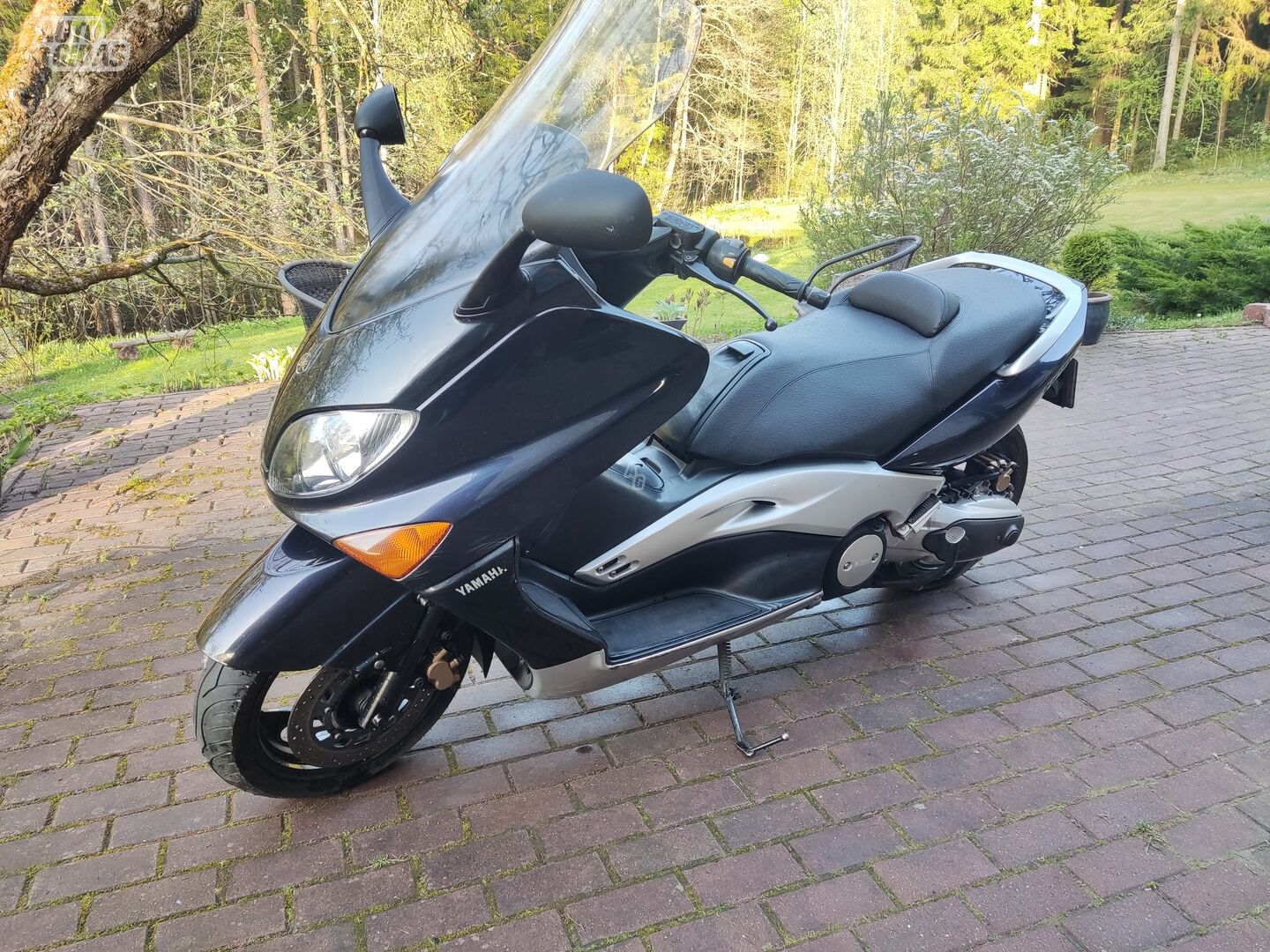 Yamaha Tmax 2003 y Scooter / moped