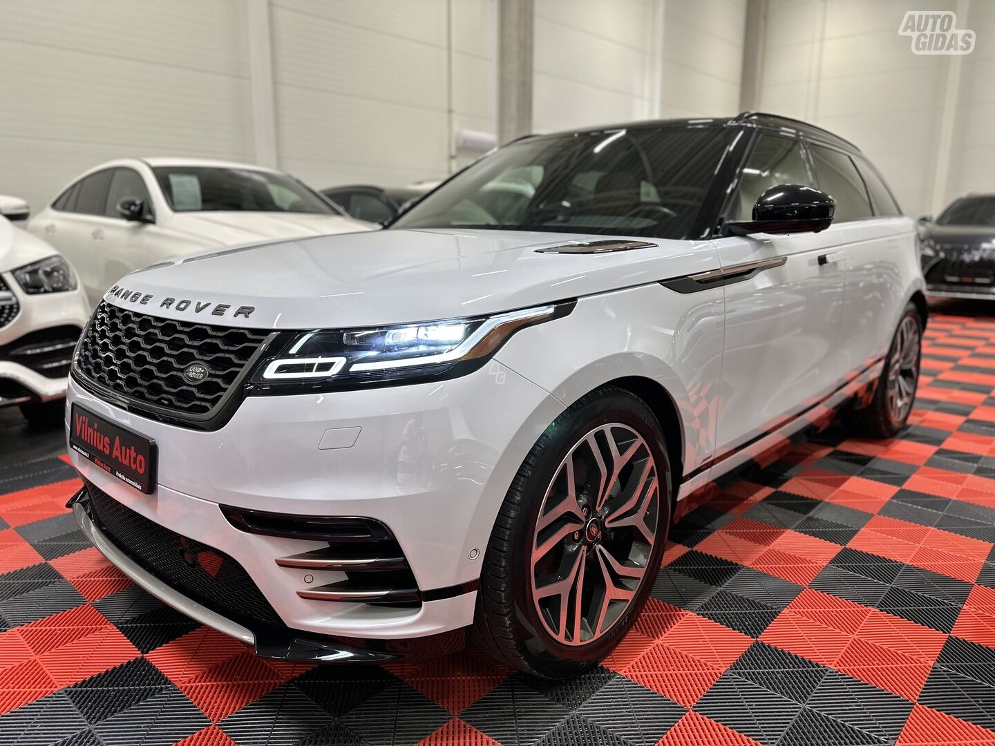 Land Rover Range Rover Velar 2018 y Off-road / Crossover