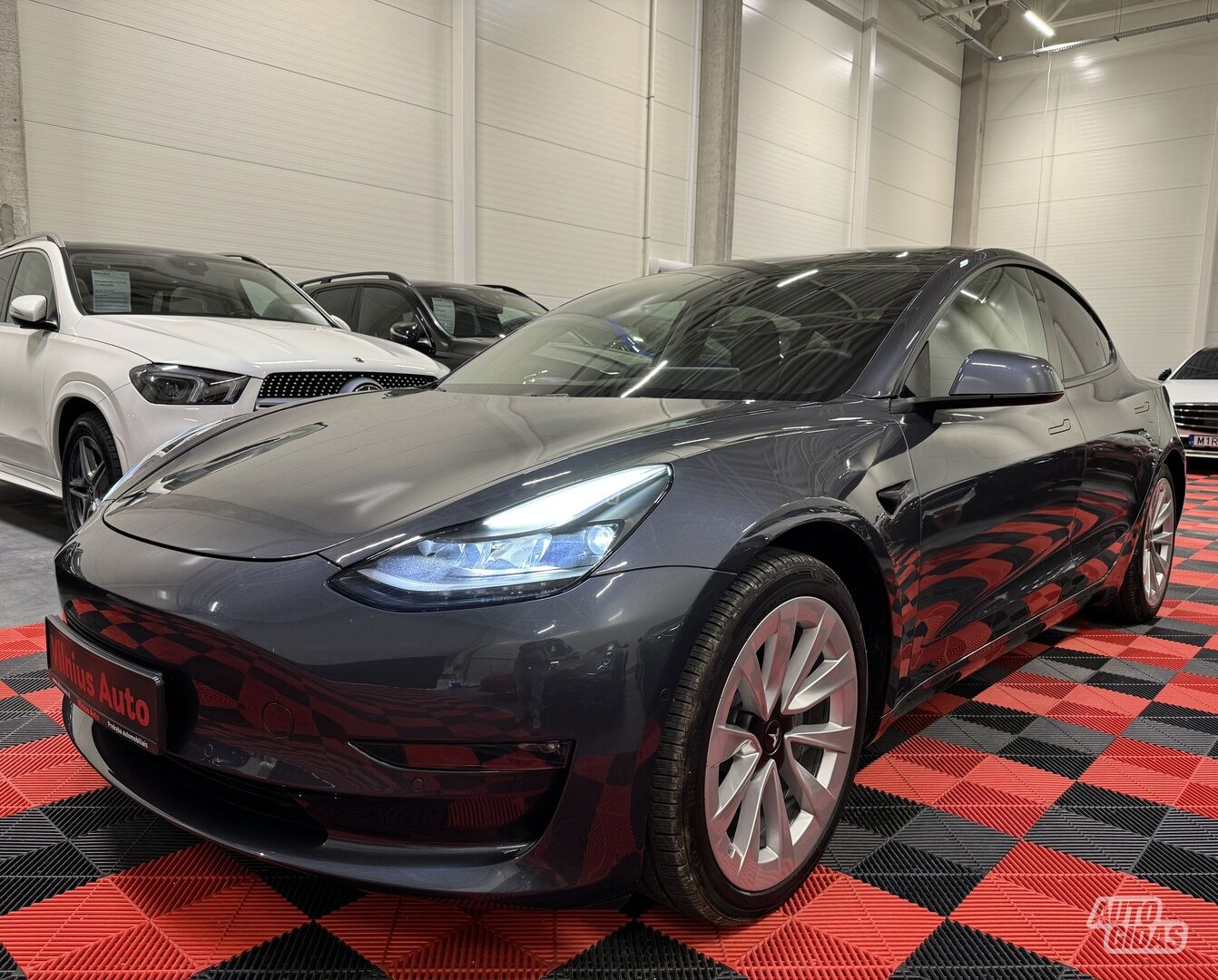 Tesla Model 3 2021 m Sedanas