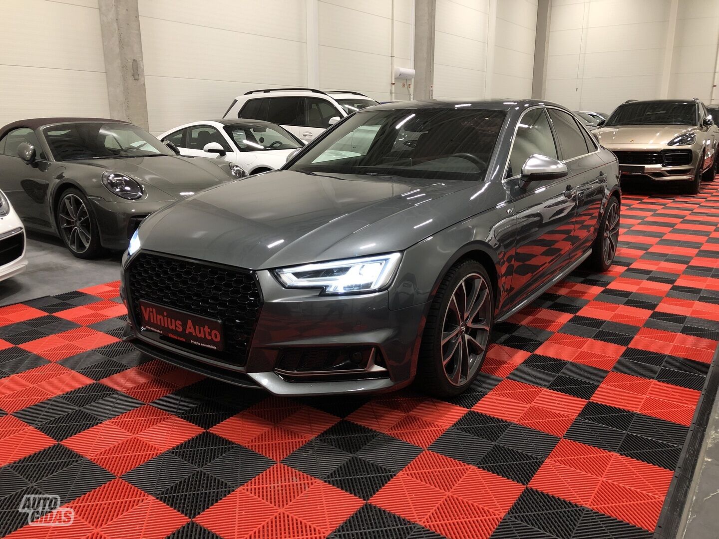 Audi S4 2018 г Седан