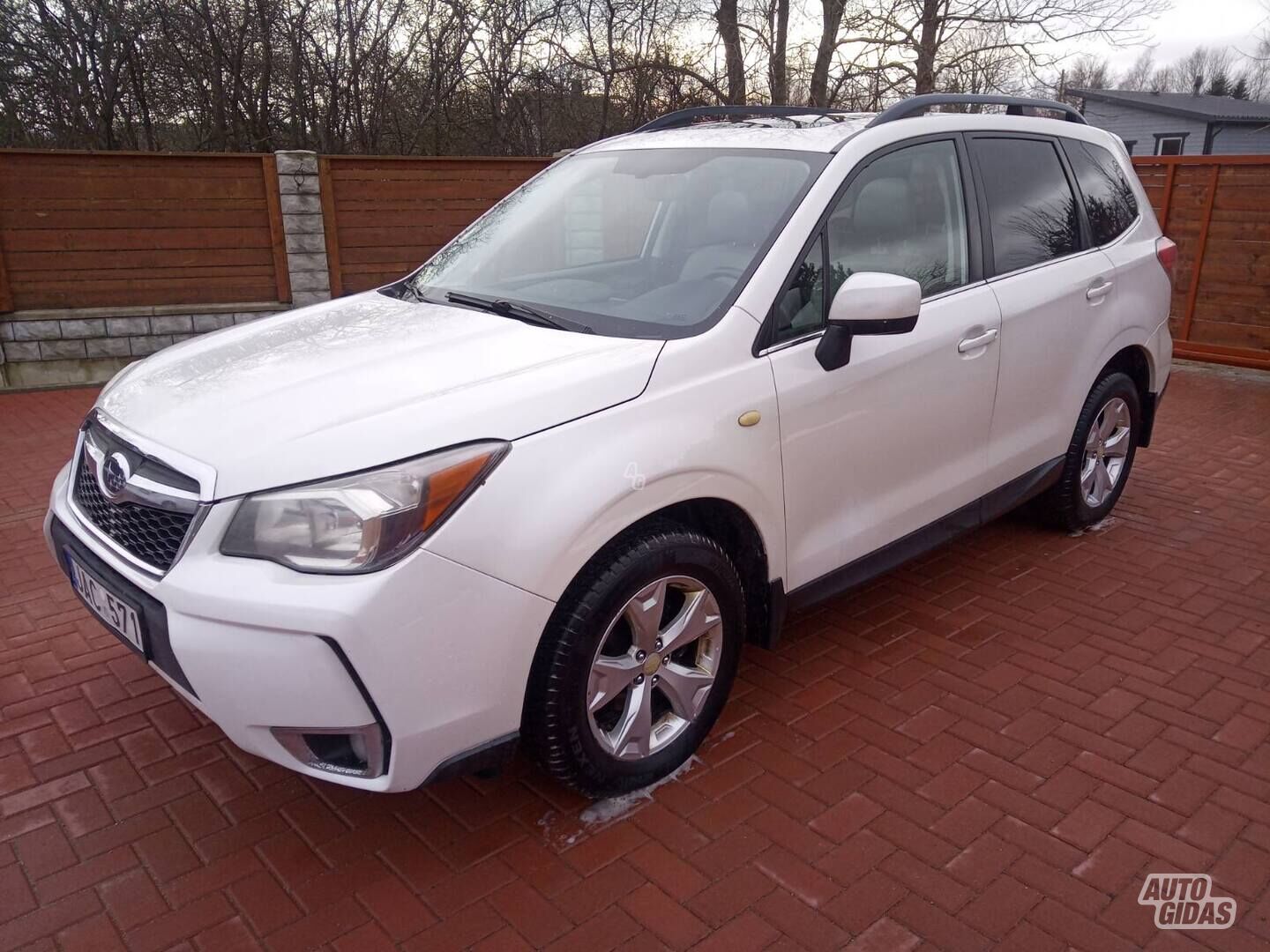 Subaru Forester 2014 y Off-road / Crossover