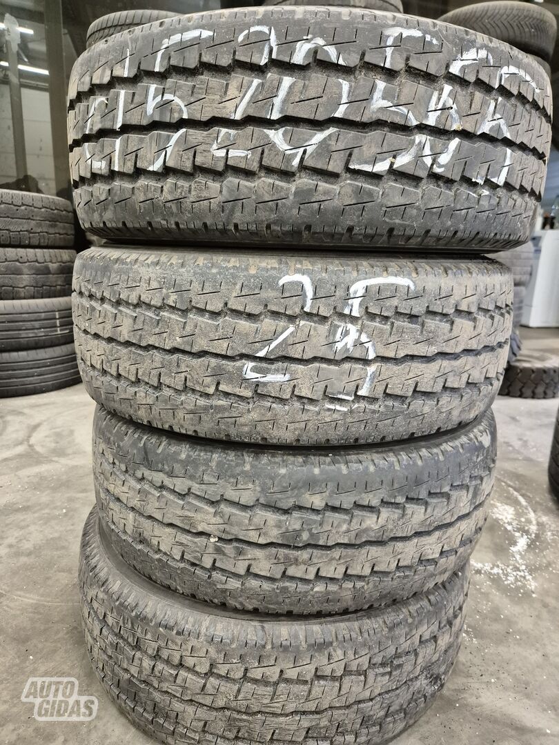 R15C summer tyres minivans