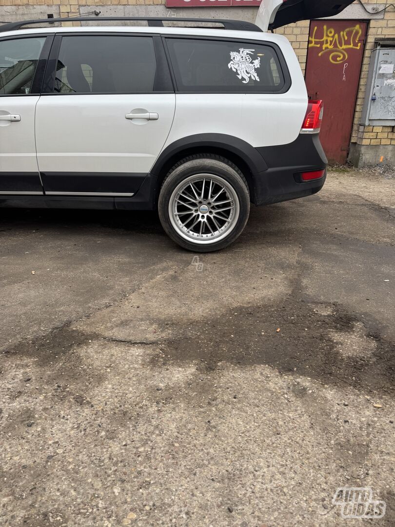 Volvo visi light alloy R18 rims