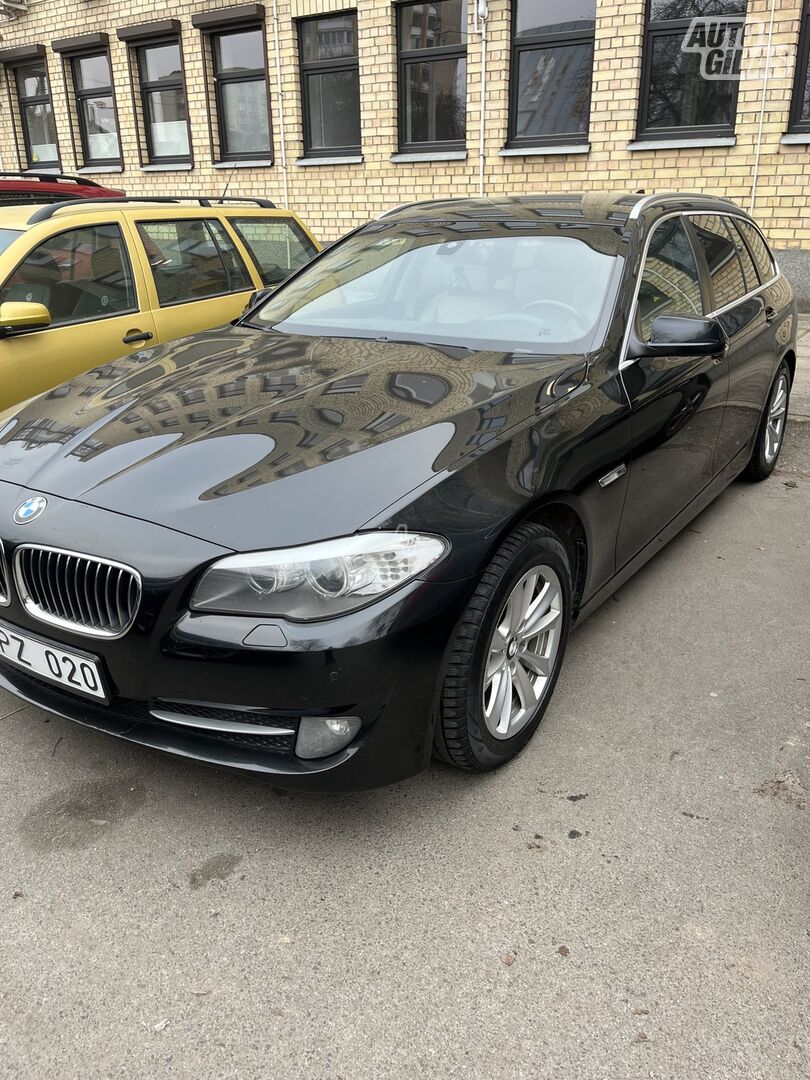 Bmw 520 2011 г Универсал