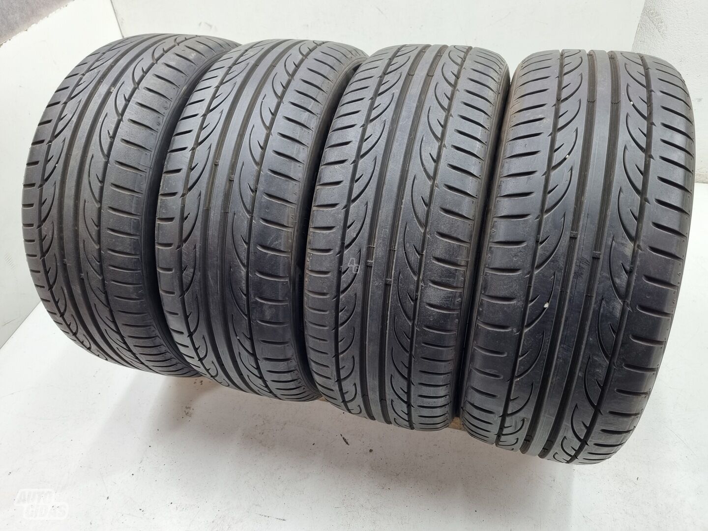 Hankook 6-7mm R17 летние шины для автомобилей