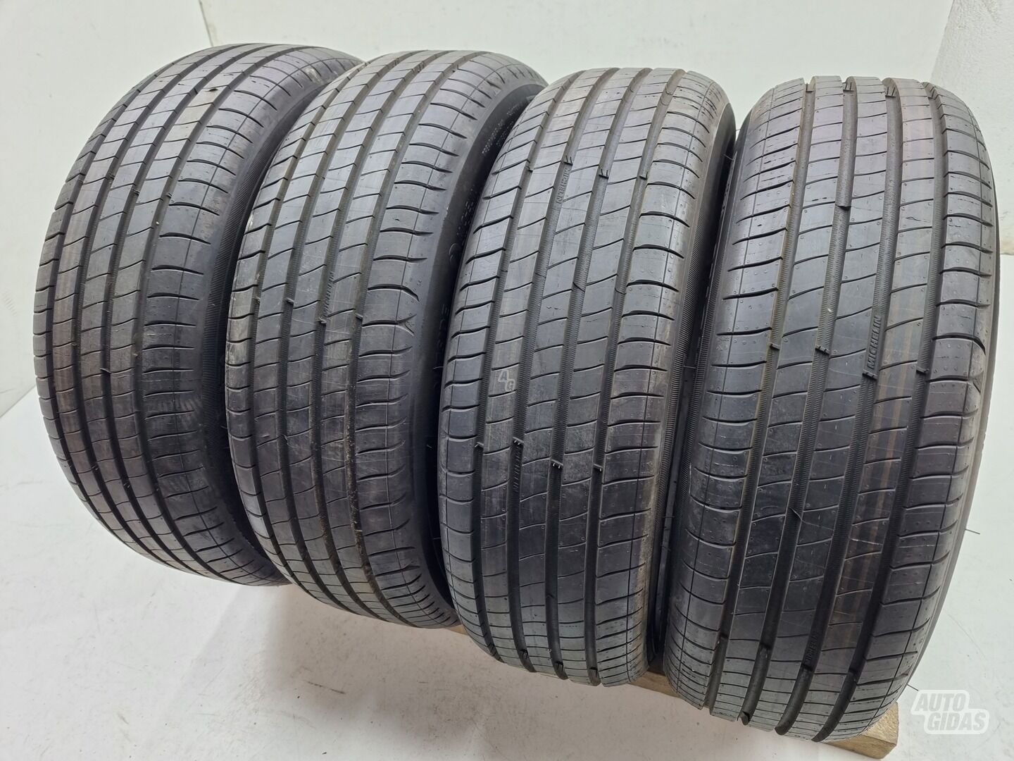 Michelin Naujos R15 vasarinės padangos lengviesiems