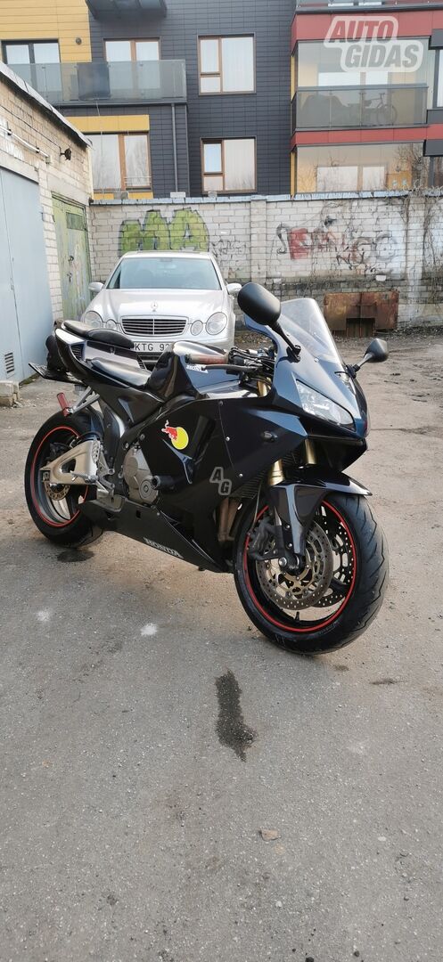 Honda CBR600RR 2005 y Sport / Superbike motorcycle