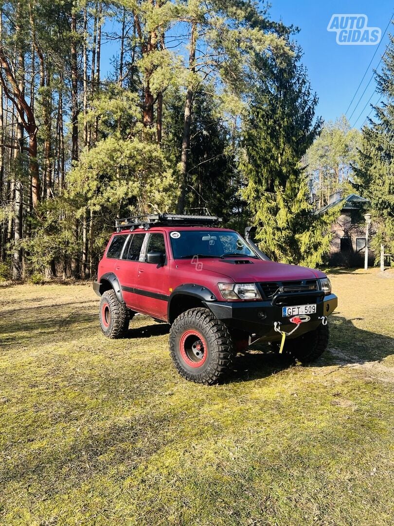 Nissan Patrol 2001 y Off-road / Crossover