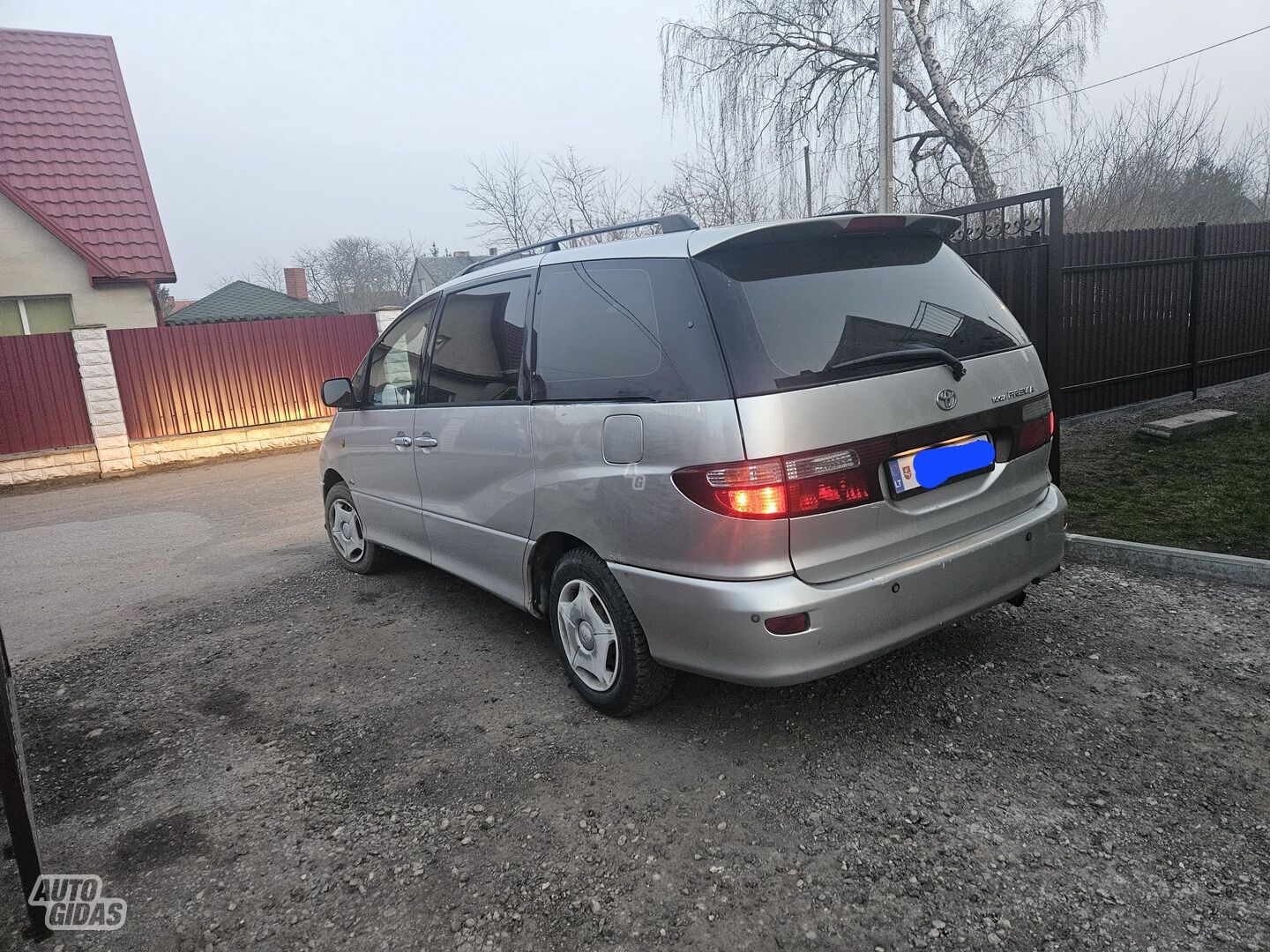 Toyota Previa 2002 m Vienatūris