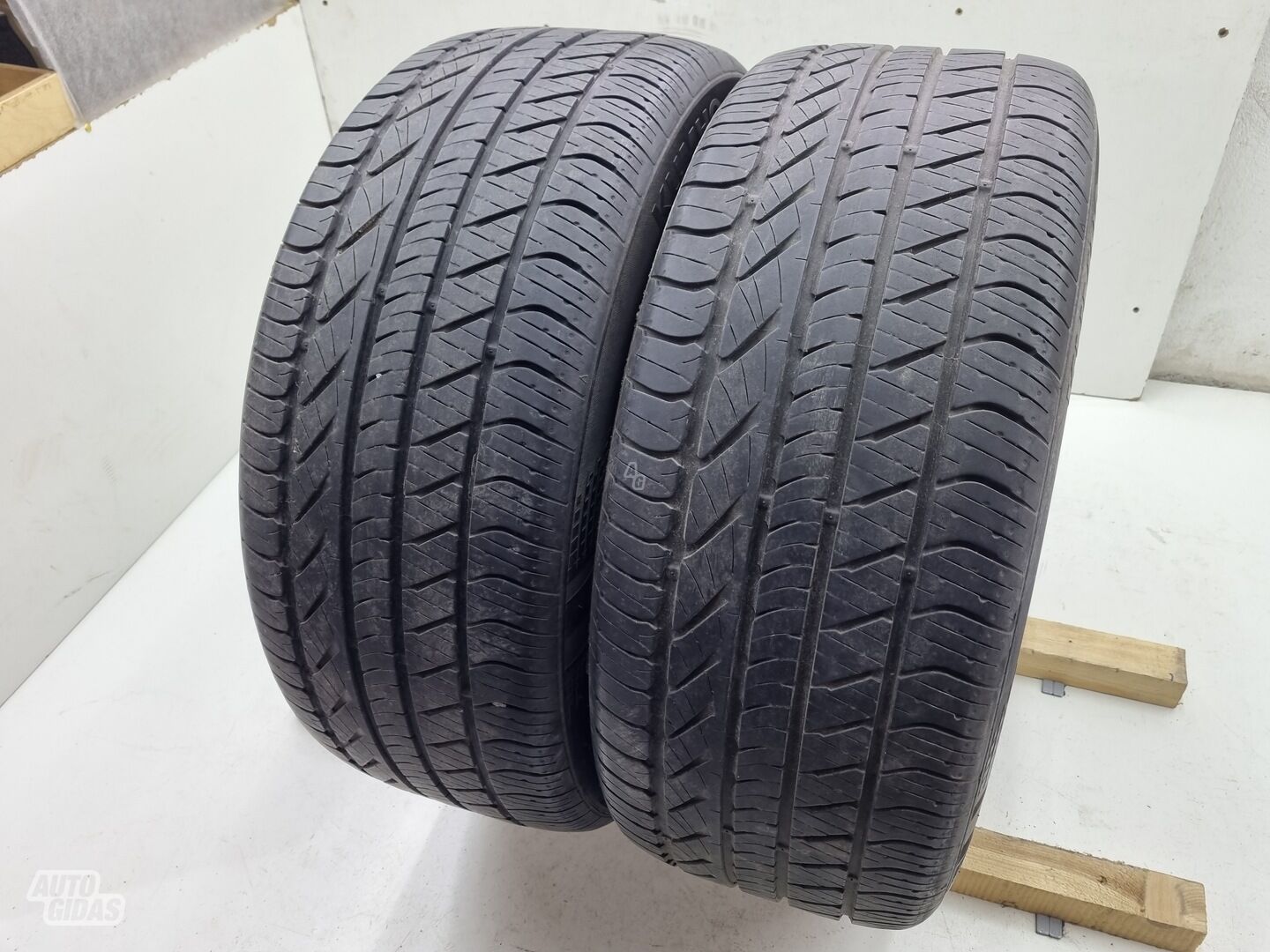 Kumho 6mm R20 summer tyres passanger car