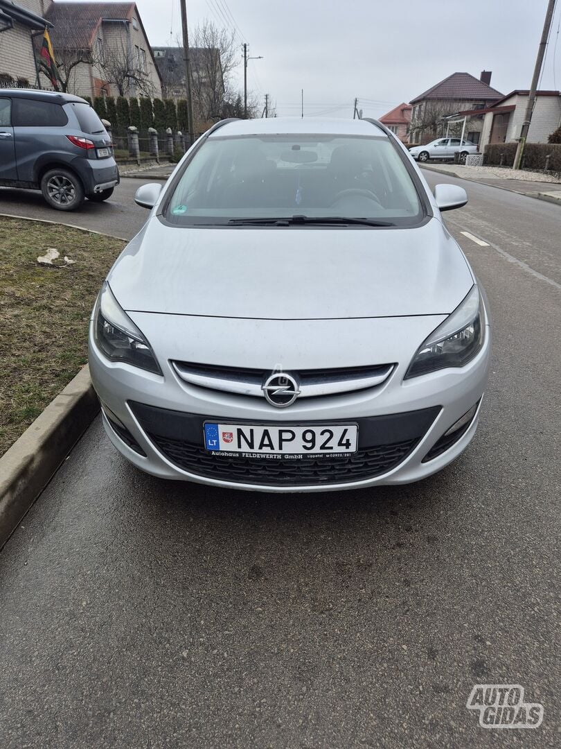 Opel Astra 2016 y Wagon