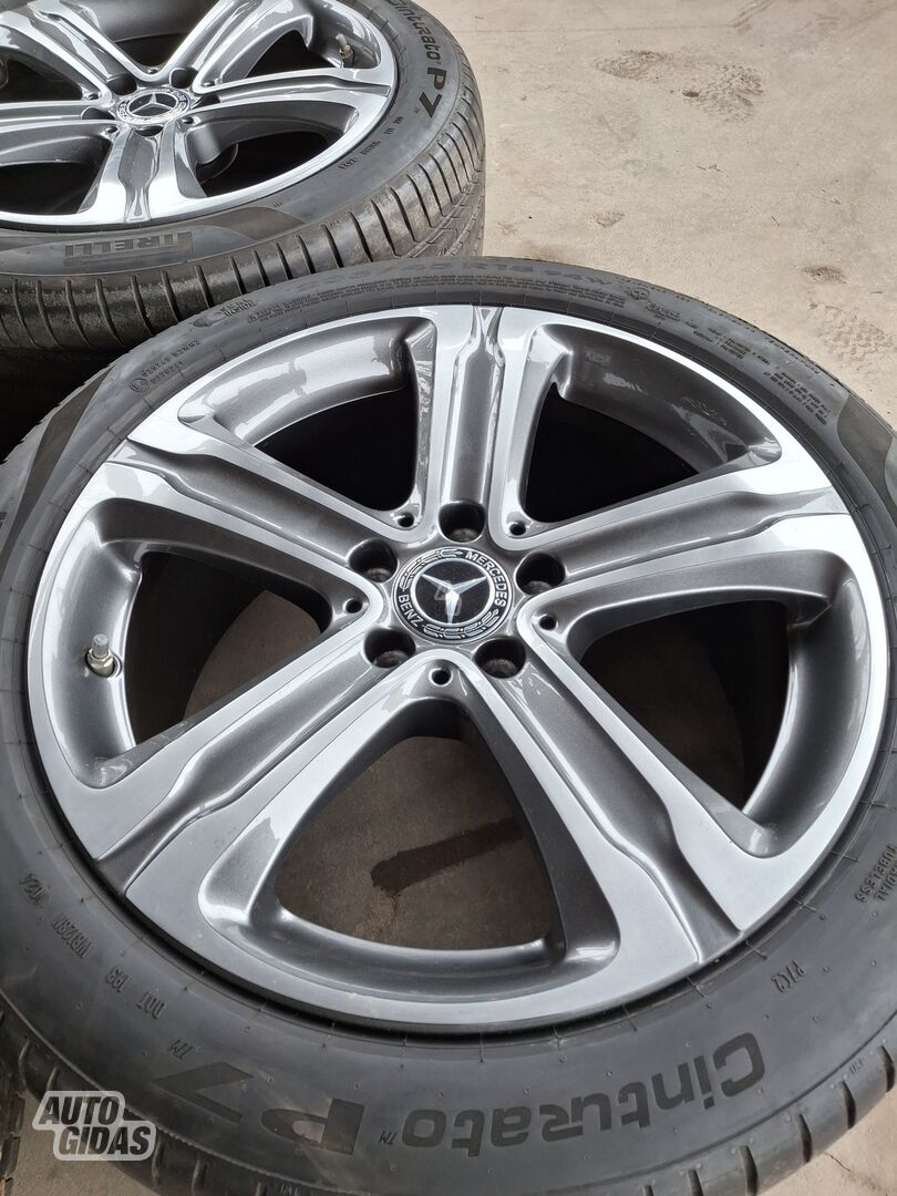 Mercedes-Benz light alloy R18 rims