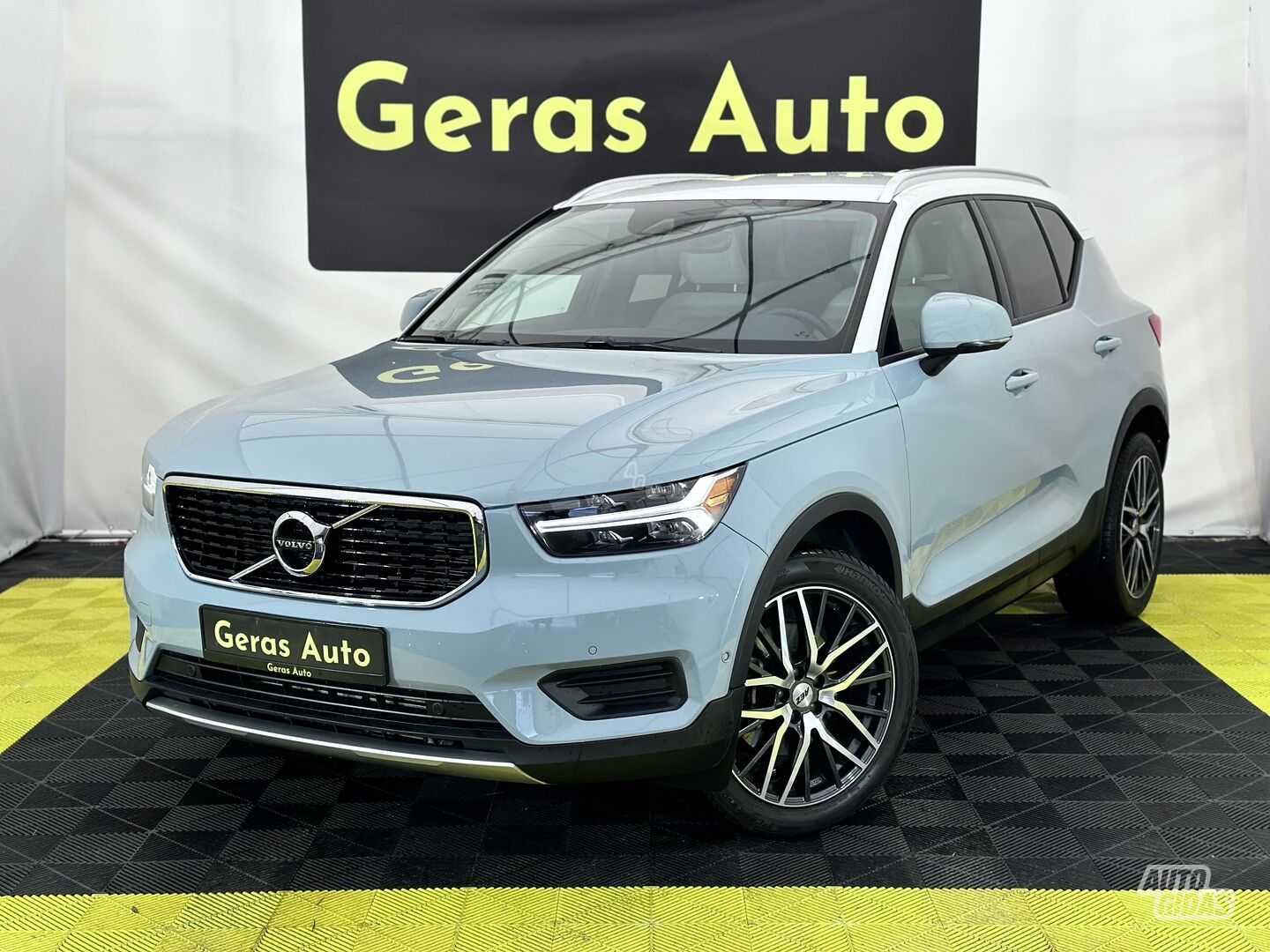 Volvo XC40 2019 г Внедорожник / Кроссовер