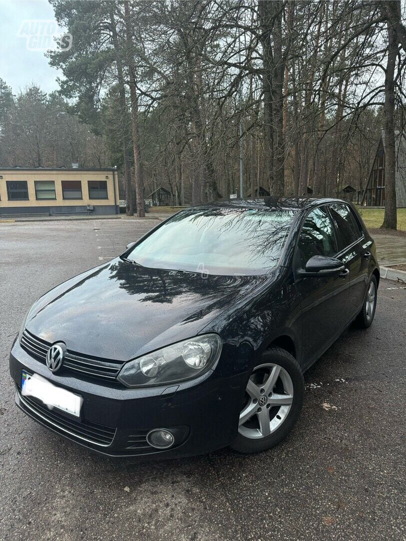 Volkswagen Golf 2009 y Hatchback