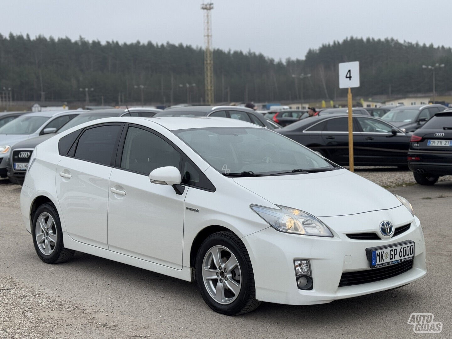 Toyota Prius 2009 г Хэтчбек