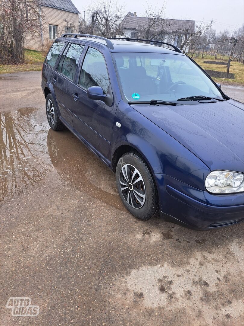 Volkswagen Golf 2000 m Universalas