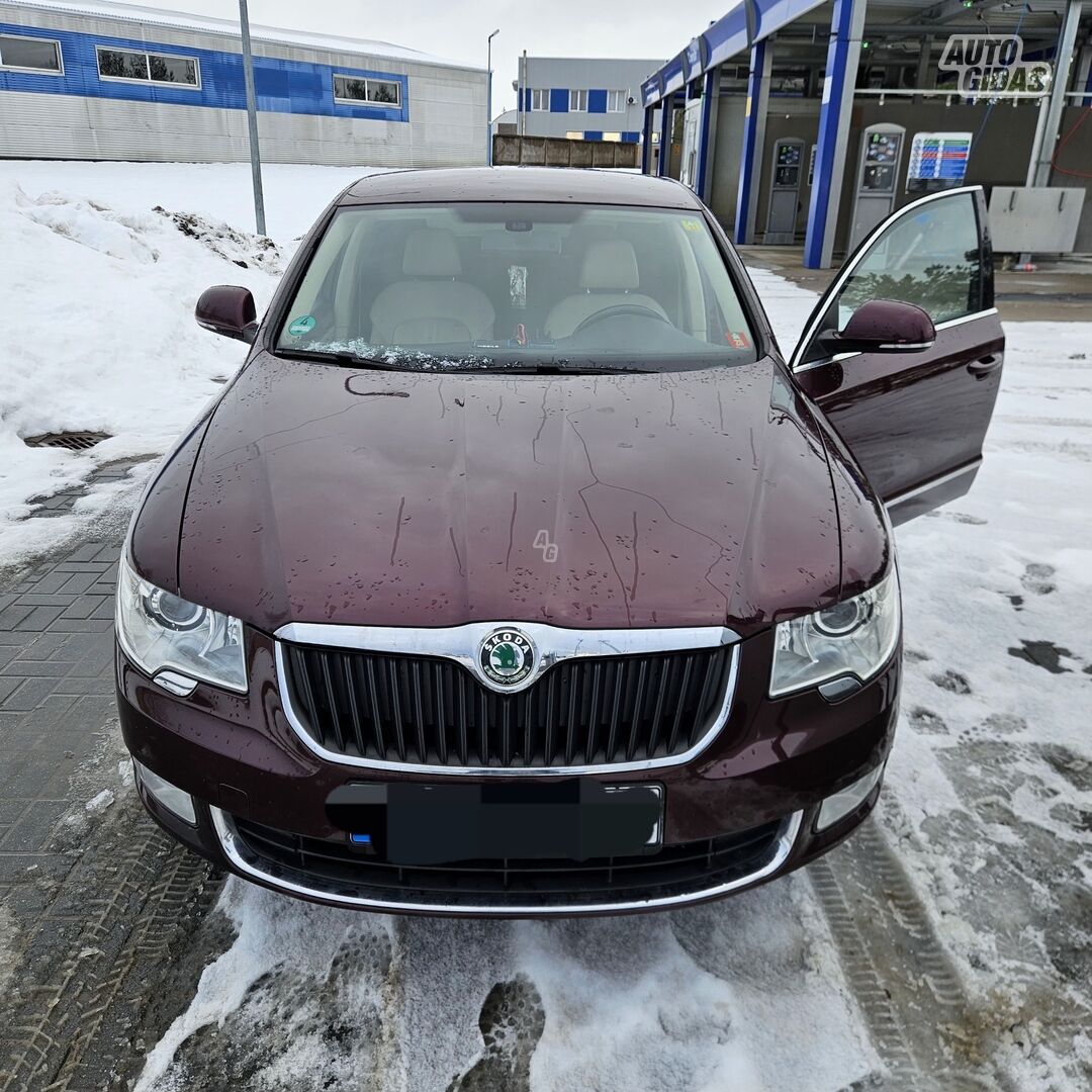 Skoda Superb TSI 2009 m