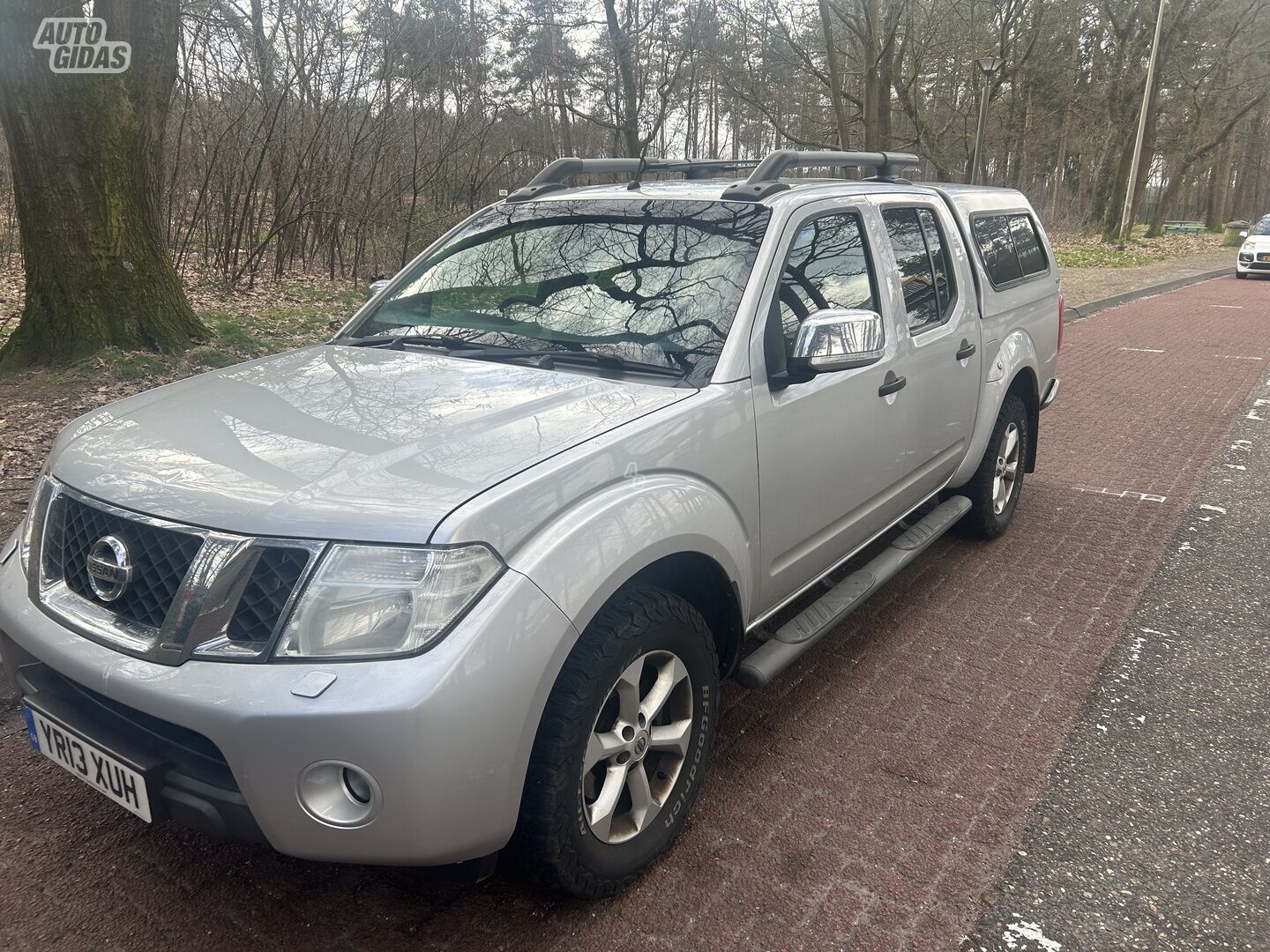 Nissan Navara 2013 y Off-road / Crossover