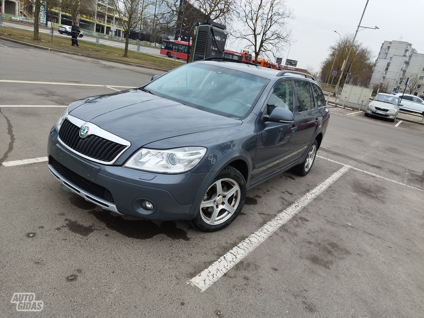 Skoda Octavia Scout TDI 2011 y