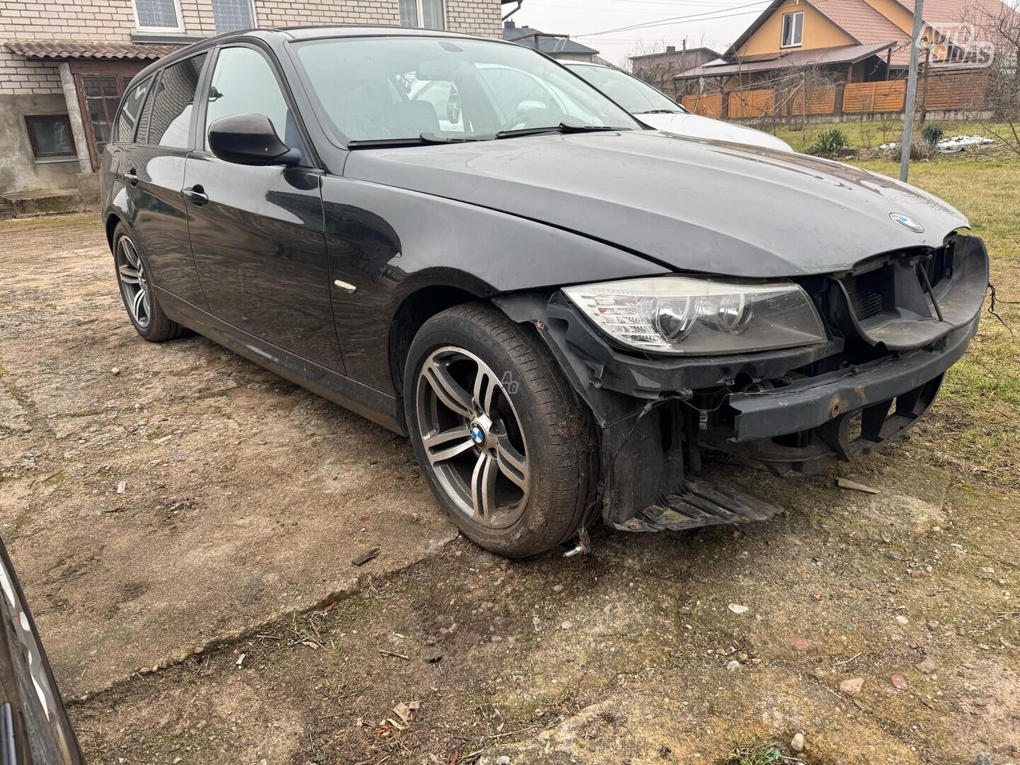 Bmw 318 E91 2009 y parts