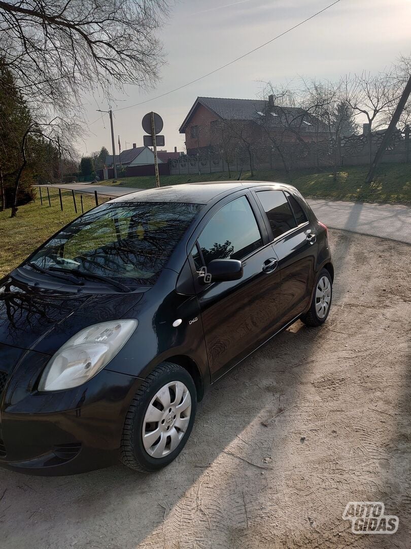 Toyota Yaris 2006 y Hatchback