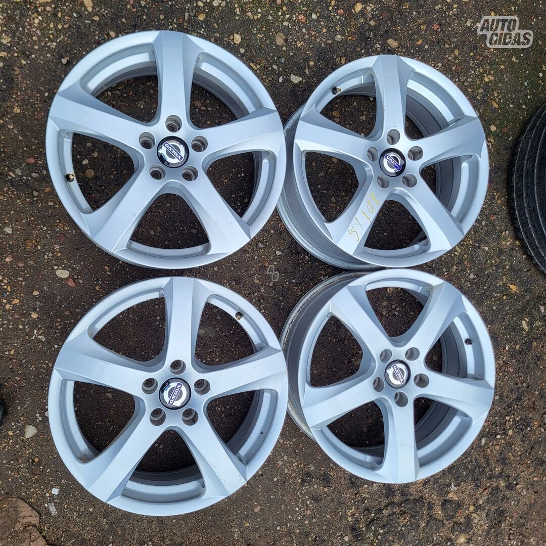 Light alloy R17 rims