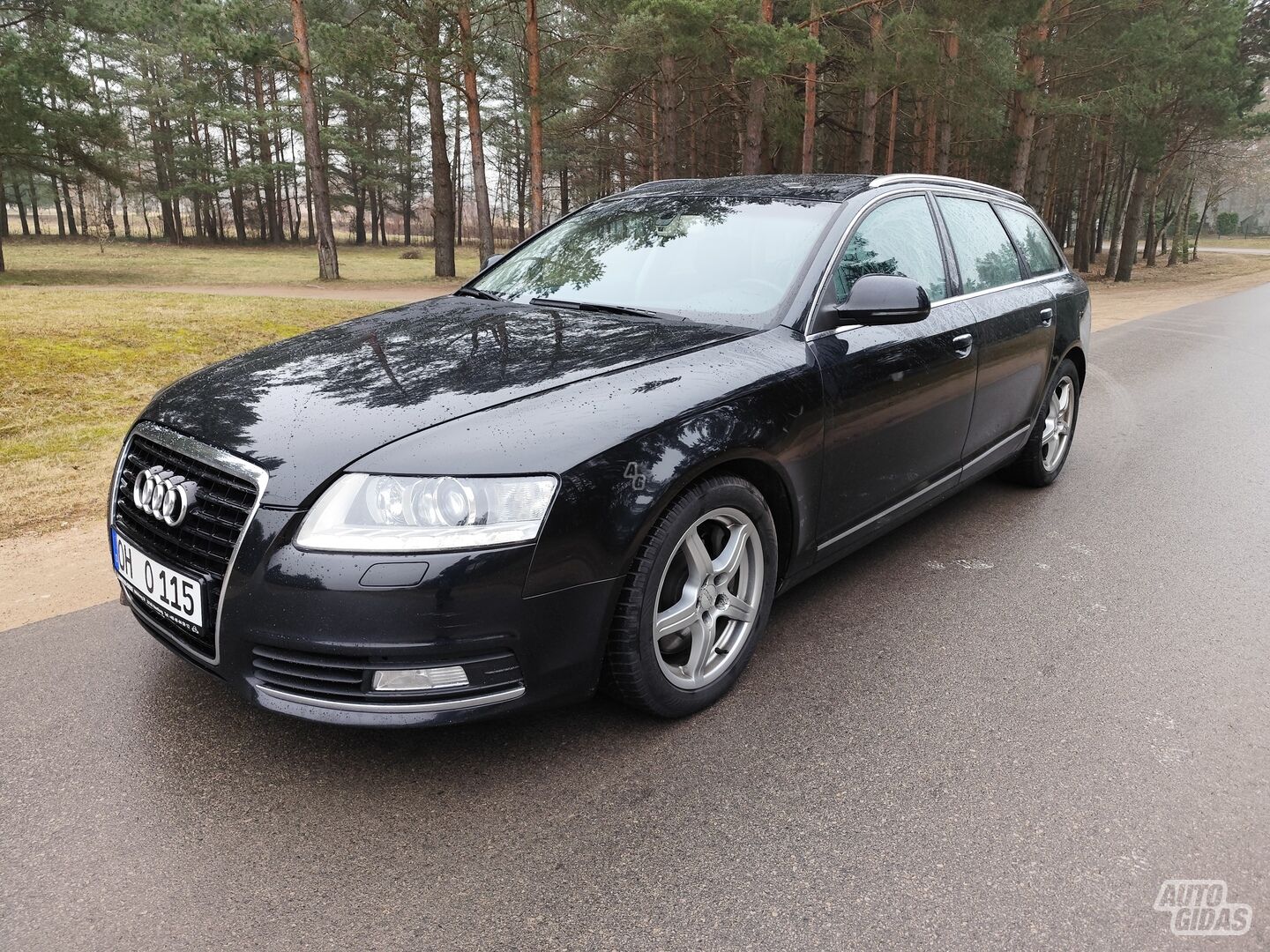 Audi A6 2010 г Универсал