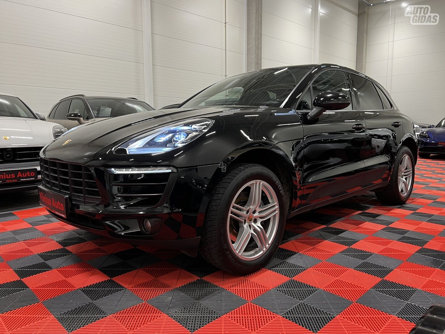 Porsche Macan 2017 m Visureigis / Krosoveris