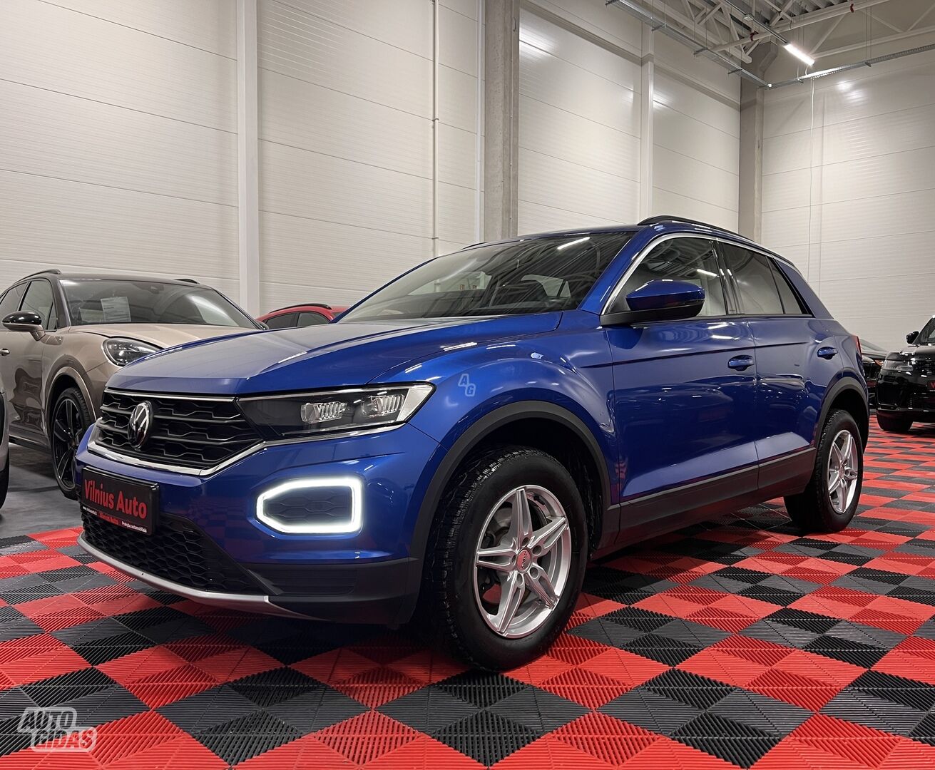 Volkswagen T-Roc 2021 г Внедорожник / Кроссовер