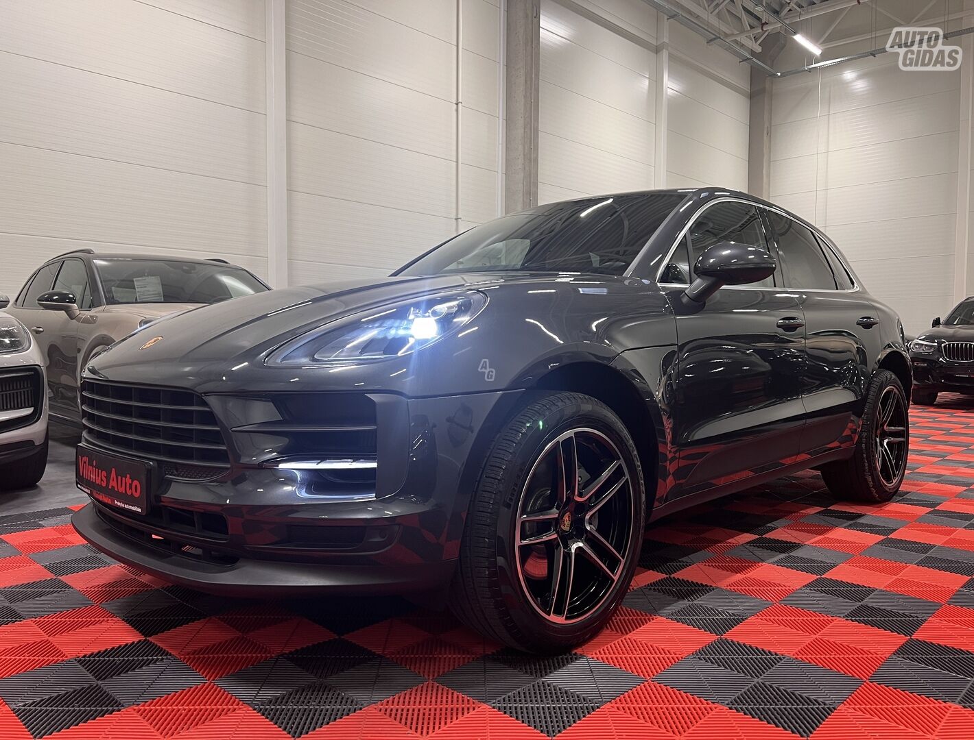 Porsche Macan 2021 m Visureigis / Krosoveris