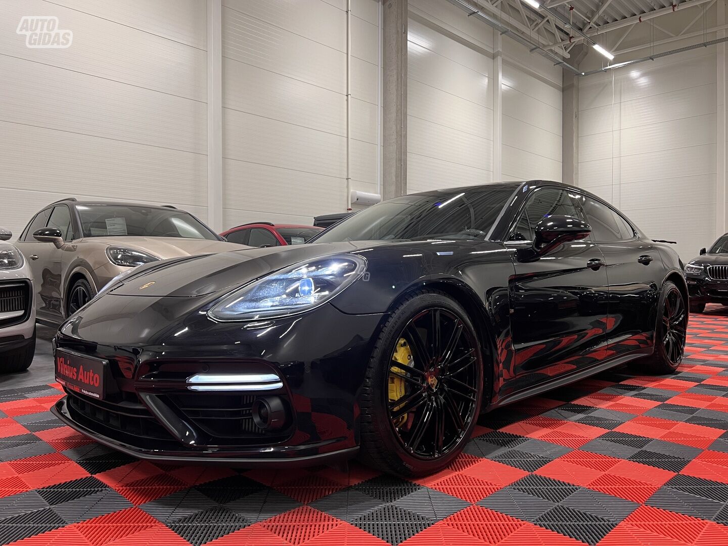 Porsche Panamera 2017 m Sedanas