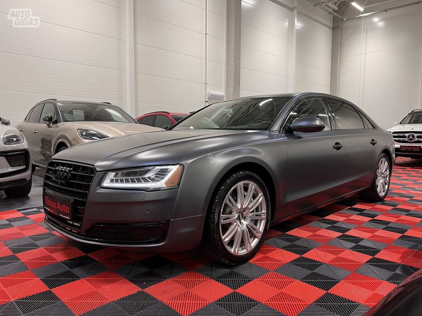 Audi A8 2016 m Sedanas