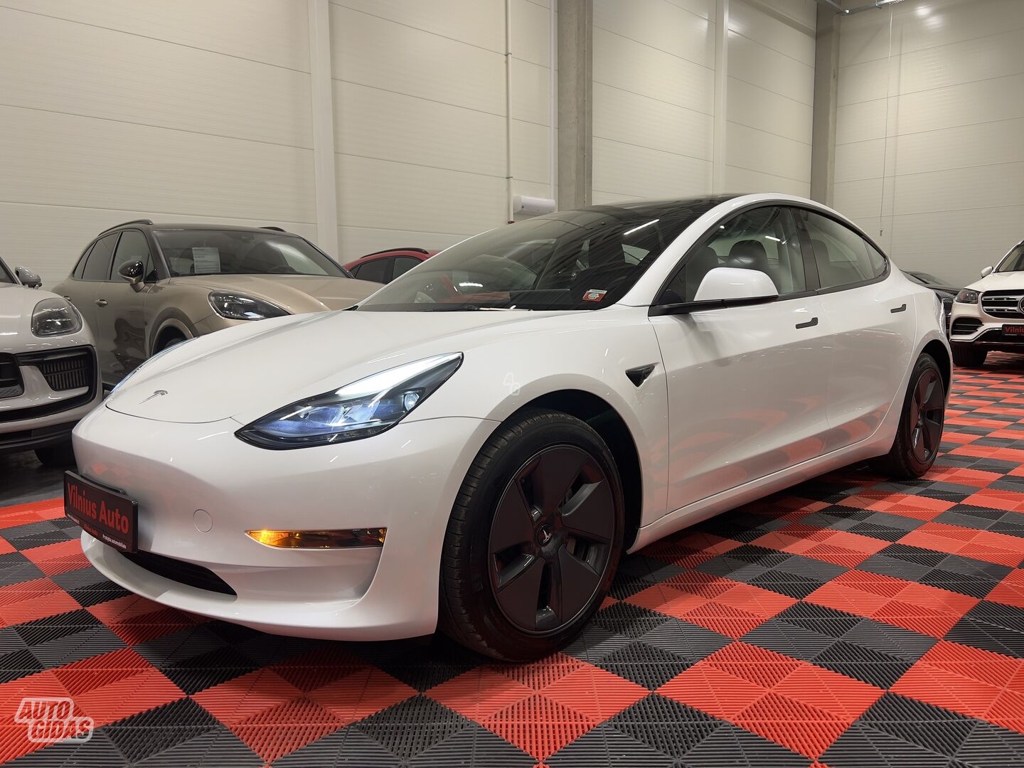 Tesla Model 3 2023 г Седан