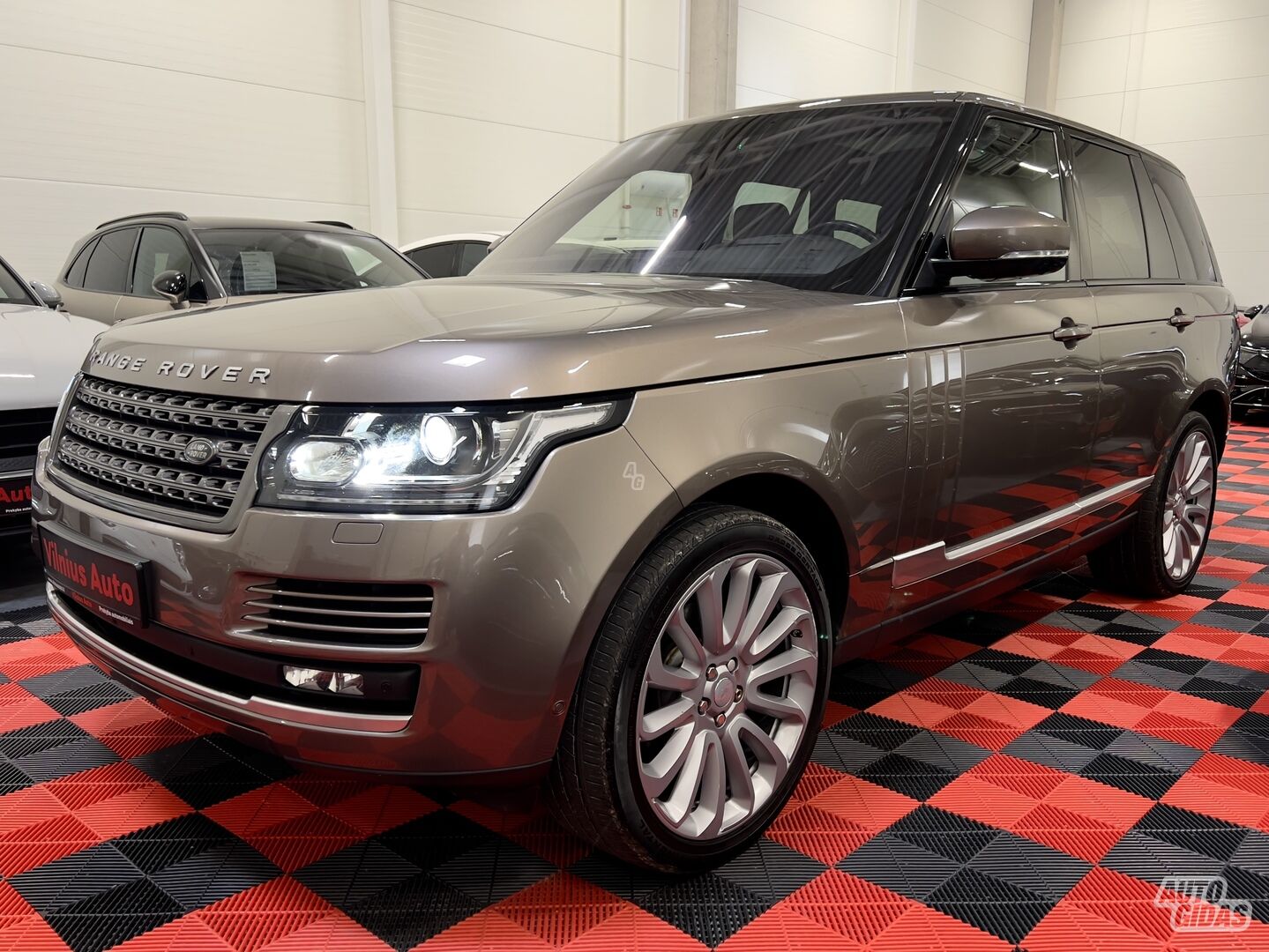 Land Rover Range Rover 2016 m Visureigis / Krosoveris