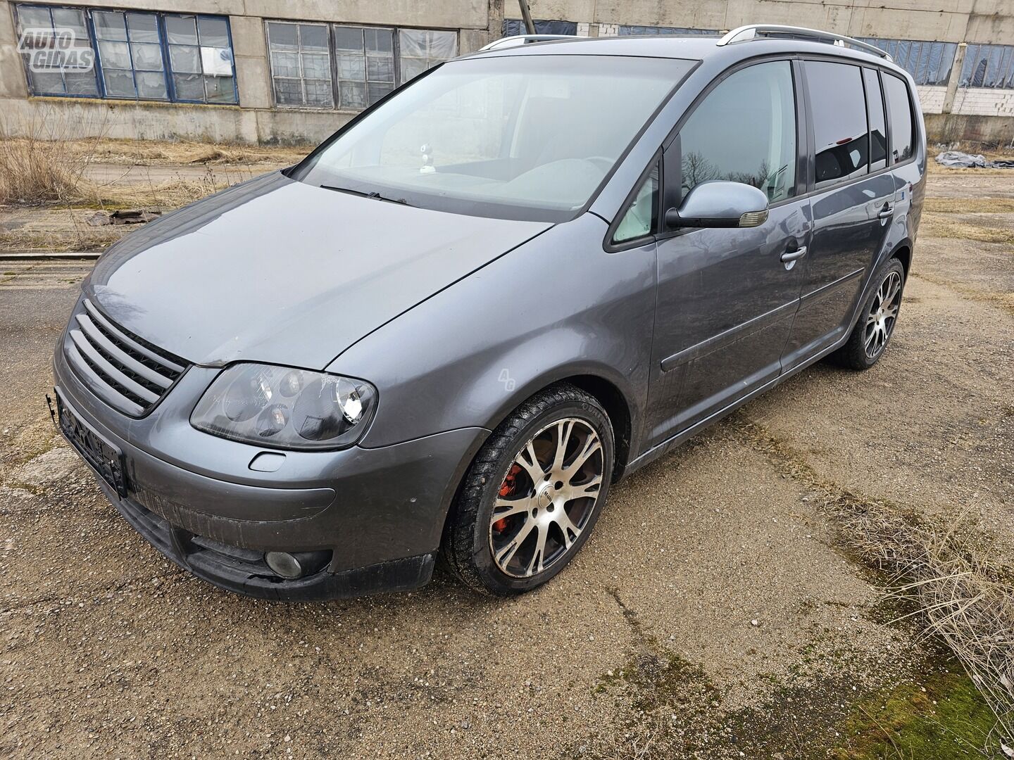 Volkswagen Touran 2004 m Vienatūris